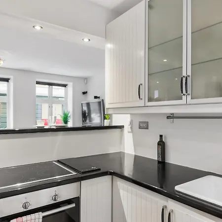 Central In The Heart Of Bergen! Apartment Bergen